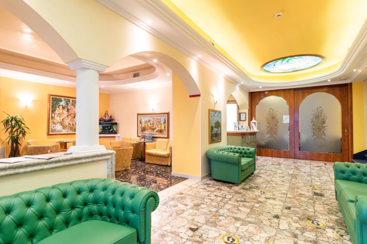 Hotel Ettoral ลิโดดิเยโซโล ภายนอก รูปภาพ