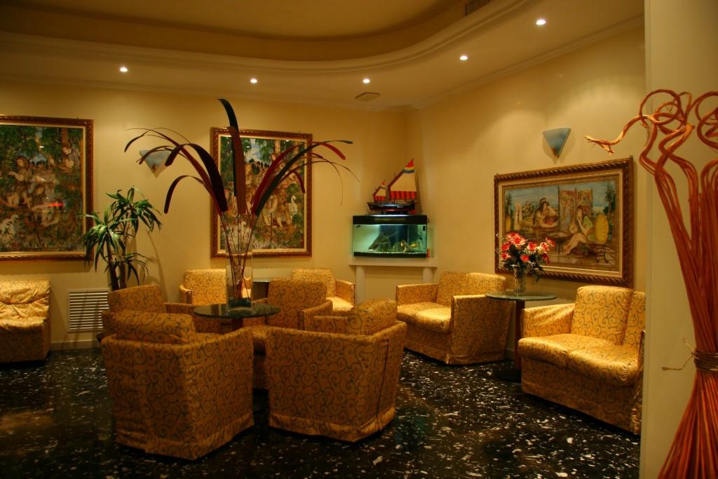 Hotel Ettoral ลิโดดิเยโซโล ภายนอก รูปภาพ